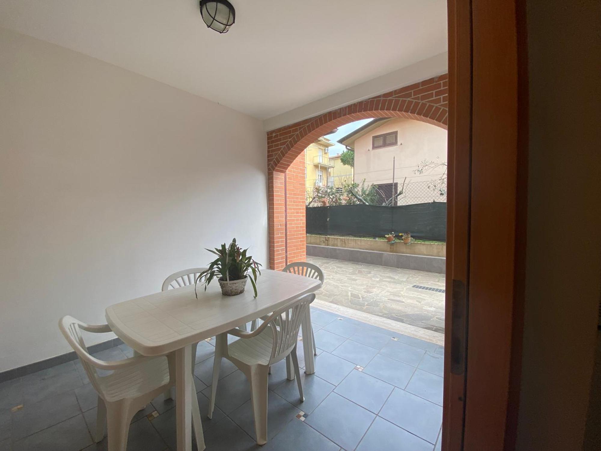 I Portici Appartamenti Marina di Grosseto Bagian luar foto