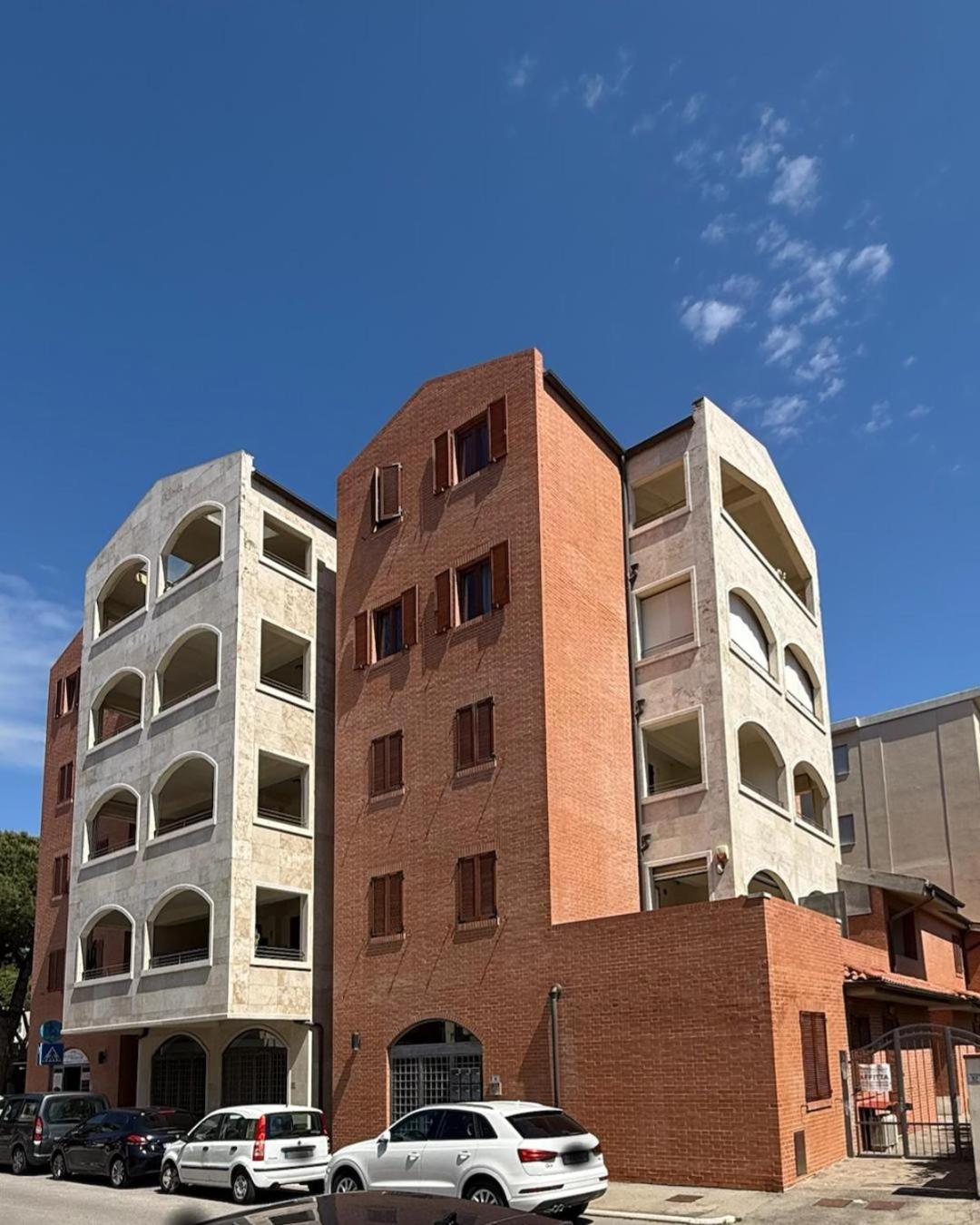 I Portici Appartamenti Marina di Grosseto Bagian luar foto